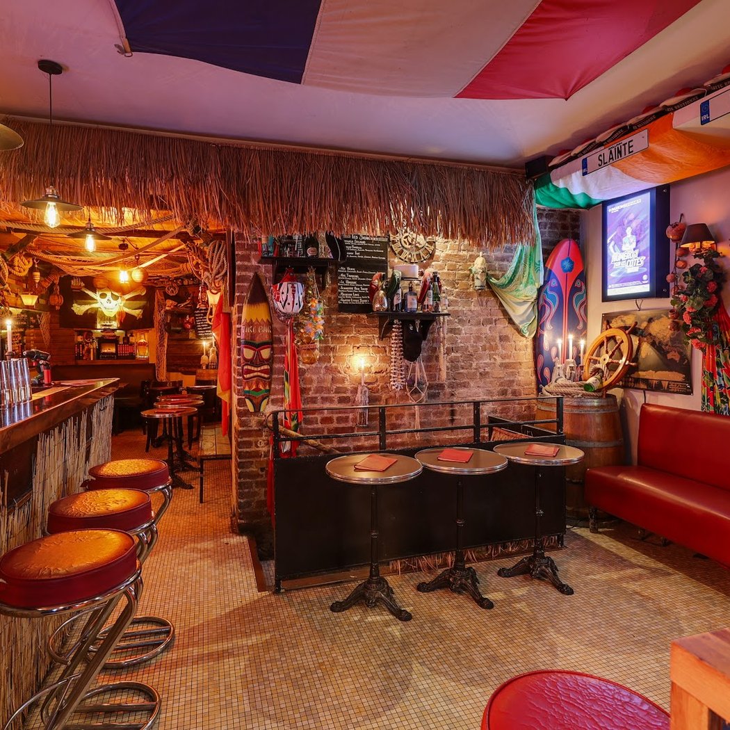 Les Timbrés Cocktails Bar - Restaurant 2